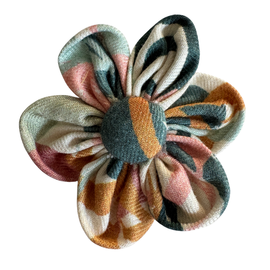 Collar flower, pink and greens